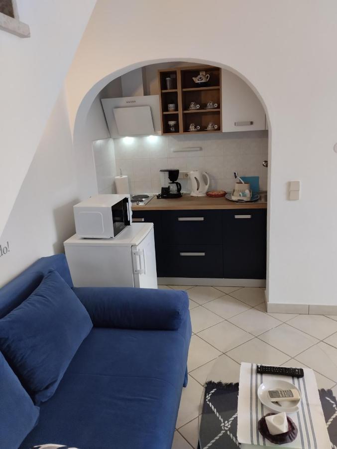 Apartment Exclusive Annex ロヴィニ エクステリア 写真